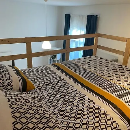 Studio Calme Charleroi Centre * Σαρλρουά